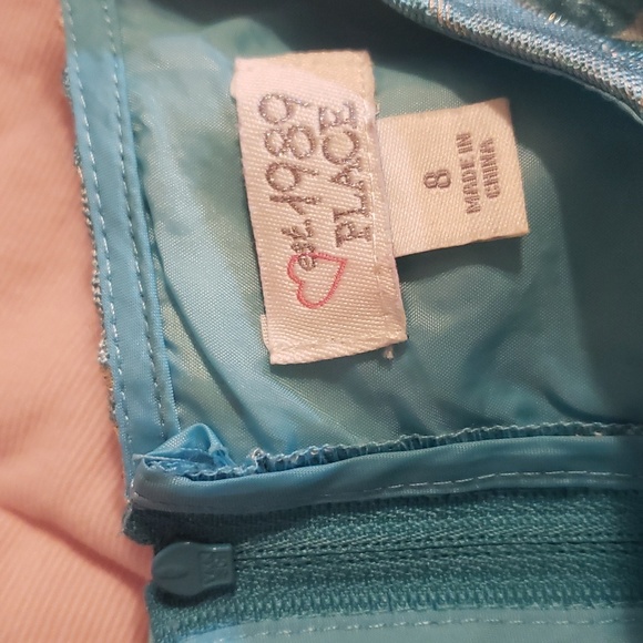 Sz 8 girls dress - Picture 4 of 5